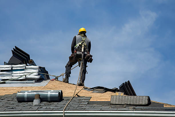 Professional Gutter Installation technician working in Vail, AZ